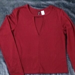 Chic Burgundy Long Sleeve Top